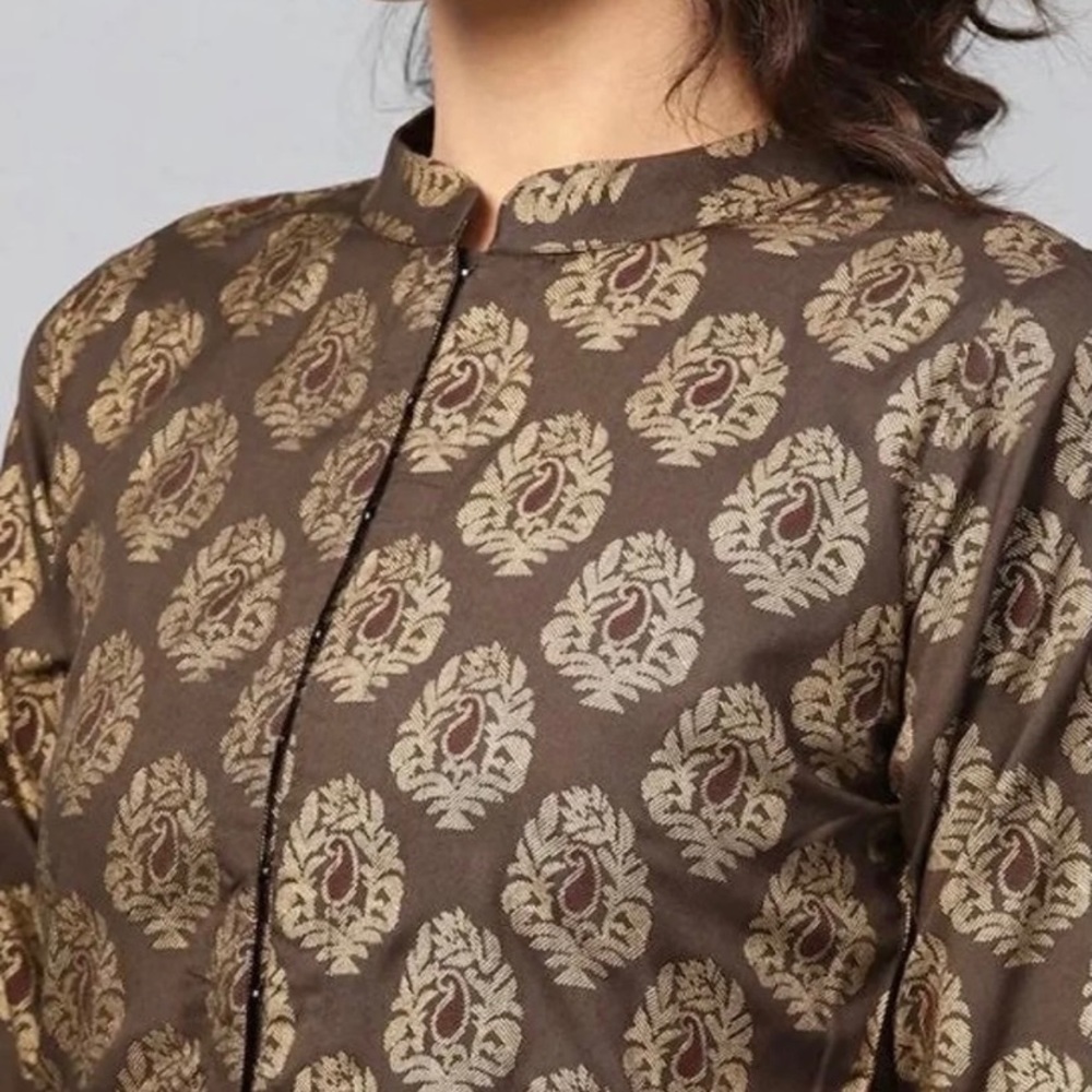 Dhoti/Patiala Set - Picture 2 of 6